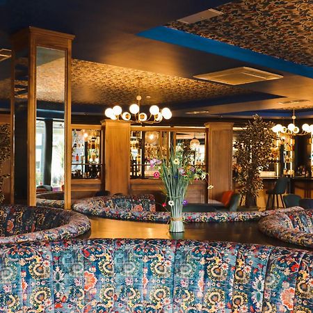 Amber Springs Hotel Горі Екстер'єр фото