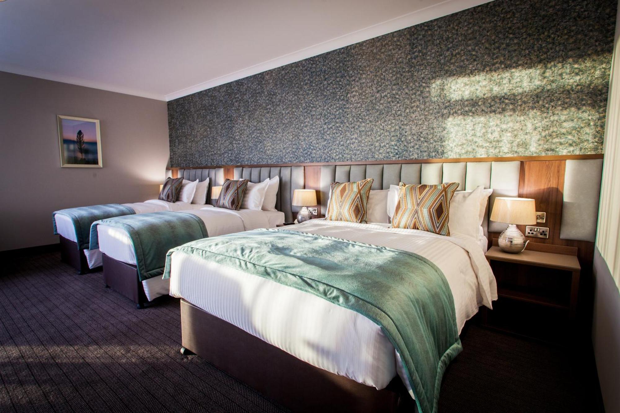 Amber Springs Hotel Горі Екстер'єр фото