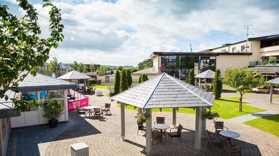 Amber Springs Hotel Горі Екстер'єр фото